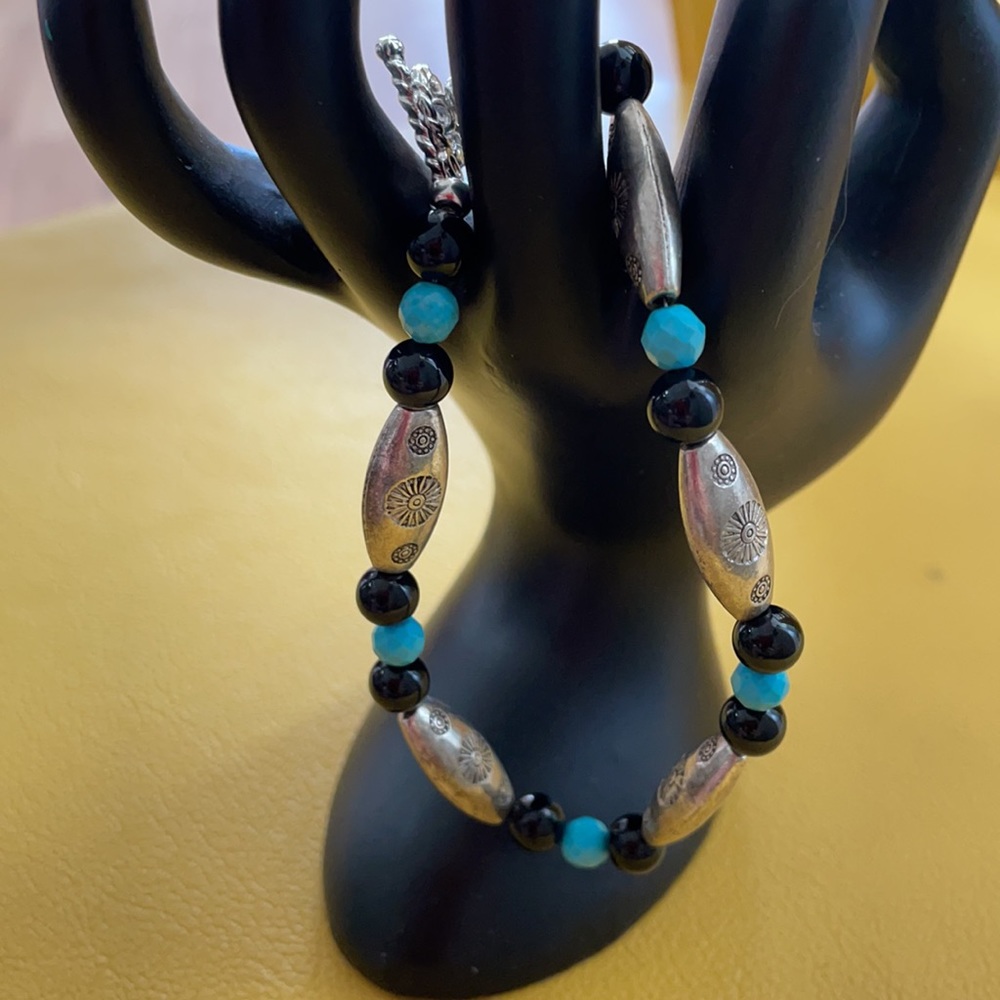 Genuine turquoise and black onyx bracelet